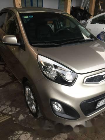 Cần bán Kia Picanto đời 2013, màu ghi vàng  