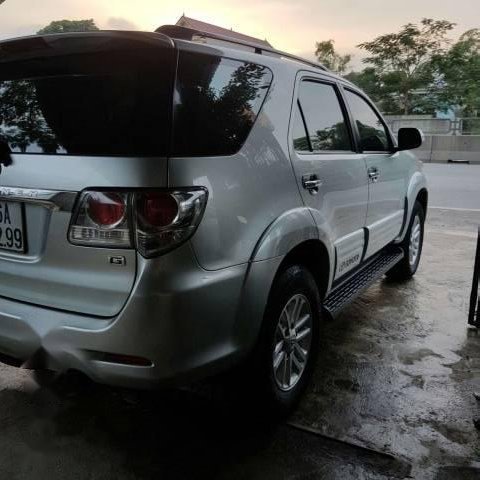 Bán ô tô Toyota Fortuner đời 2014, màu bạc như mới, giá tốt