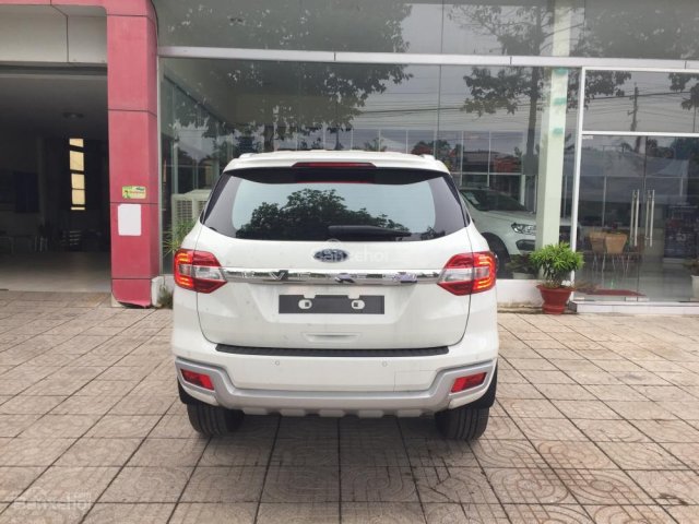 Bán Ford Everest bản 2018, giá sốc