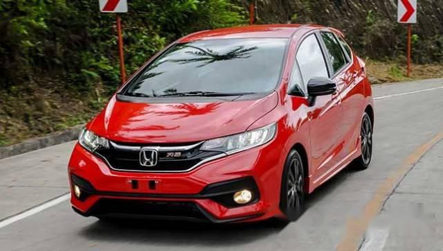 Bán ô tô Honda Jazz đời 2017, màu đỏ, xe nhập