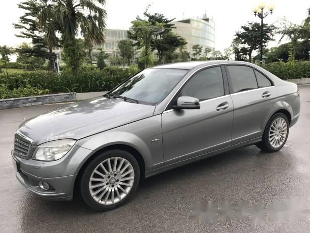 Cần bán Mercedes C250 CGI năm 2010, màu bạc