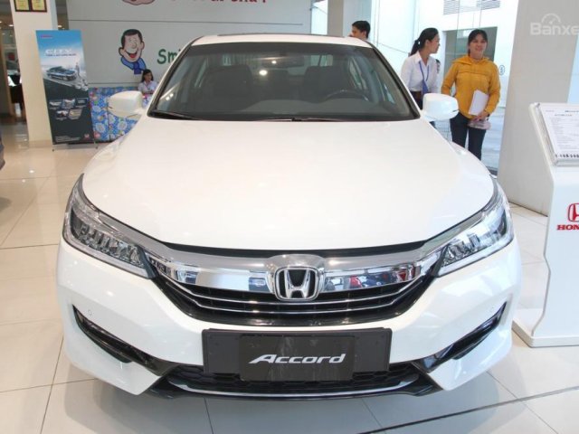 Bán ô tô Honda Accord 2.4L năm 2017, màu trắng, nhập khẩu nguyên chiếc