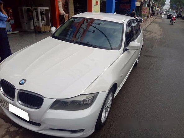 Bán xe BMW 3 Series 320i đời 2010, màu trắng 