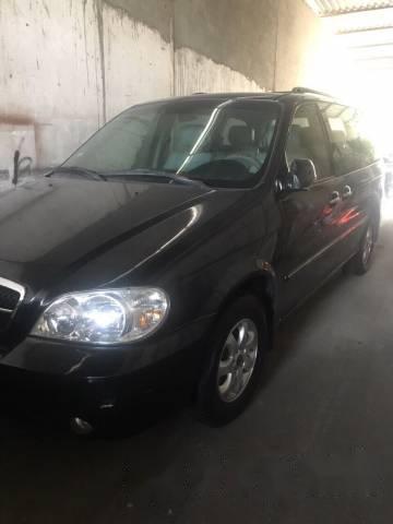 Cần bán lại xe Kia Carnival năm 2008, màu đen