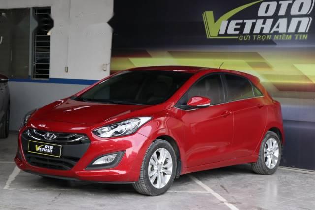 Cần bán Hyundai i30 1.6AT đời 2014, màu đỏ, giá chỉ 506 triệu