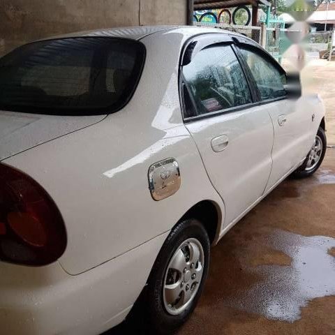 Bán Daewoo Lanos đời 2002, màu trắng