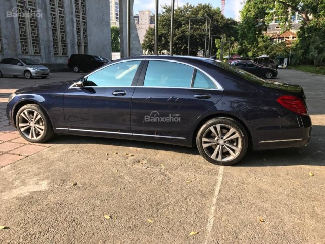 Mercedes S500L xanh đen, ĐK 11/2014, chạy 24.000 km, sơn zin, cam kết nguyên bản