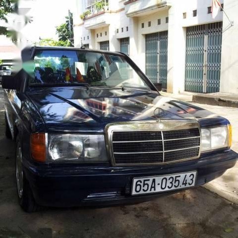 Bán xe Mercedes E190 đời 1990, số sàn