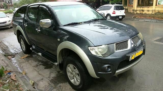 Cần bán gấp Mitsubishi Triton đời 2009, nhập khẩu Thái số tự động, giá tốt