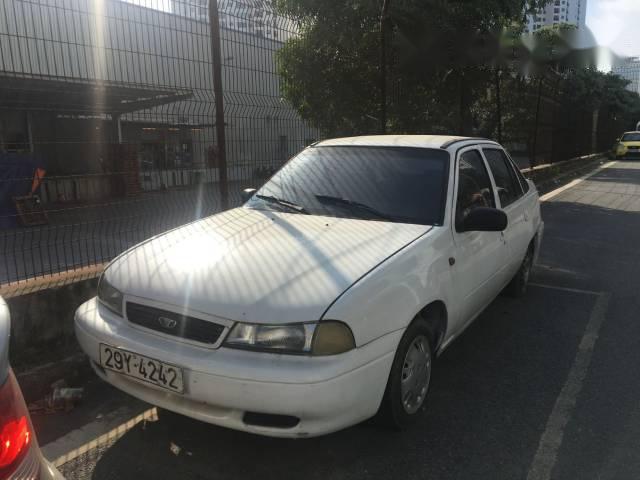 Cần bán gấp Daewoo Lanos đời 1996, màu trắng, 35 triệu