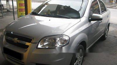 Cần bán Chevrolet Aveo MT đời 2011, màu bạc