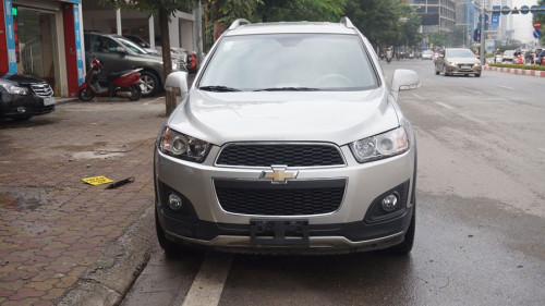 Bán Chevrolet Captiva AT năm 2014, màu bạc số tự động