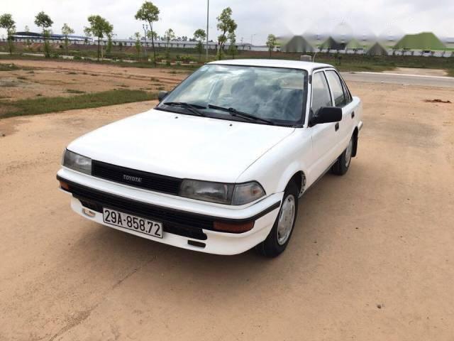 Cần bán gấp Toyota Corolla năm 1992, màu trắng, 58tr