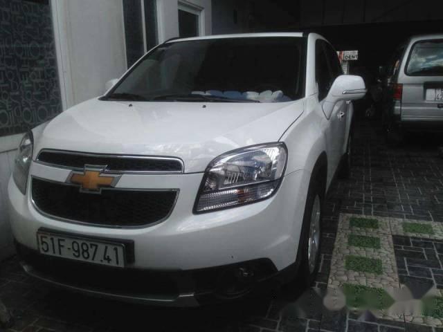 Bán xe Chevrolet Orlando LTZ đời 2016, màu trắng số tự động, 680 triệu