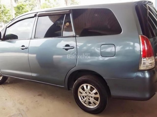 Bán Toyota Innova J đời 2009, chính chủ giá cạnh tranh