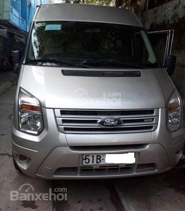 Bán Ford Transit Medium sản xuất 2016, màu bạc, giá 680tr