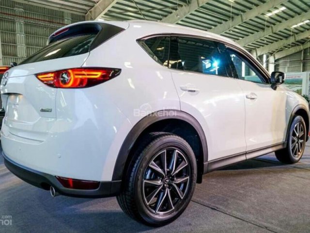 Bán xe Mazda CX 5 2.5 2WD New, màu trắng, 969 triệu