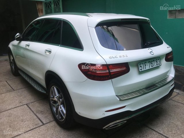 Bán ô tô Mercedes GLC300 đời 2016, màu trắng