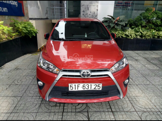 Cần bán Toyota Yaris G đời 2016, màu đỏ, nhập khẩu nguyên chiếc