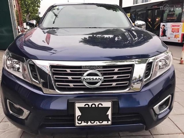 Bán Nissan Navara đời 2016, màu xanh lam số tự động, 555 triệu