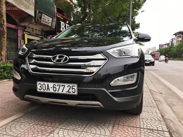 Bán xe Hyundai Santa Fe 2.4L 2015, màu đen chính chủ