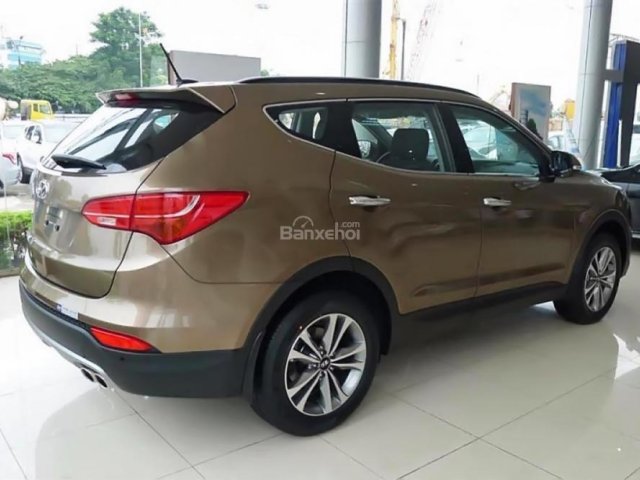 Bán xe Hyundai Santa Fe năm 2017, màu nâu, 898 triệu