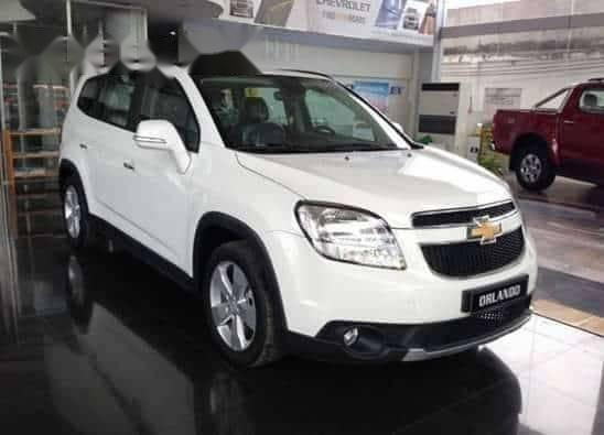 Bán Chevrolet Orlando đời 2017, màu trắng