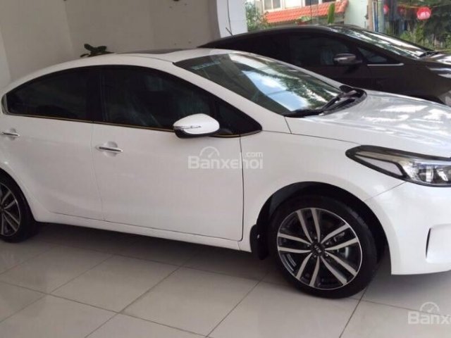 **Giảm giá cực sốc** Bán Kia Cerato 2018 - LH: 0985793968, hỗ trợ trả góp 90%, khuyến mãi nhiều quà tặng ưu đãi lớn