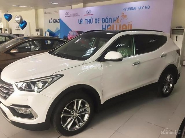 Cần bán xe Hyundai Santa Fe 2.4L 4WD đời 2017, màu trắng