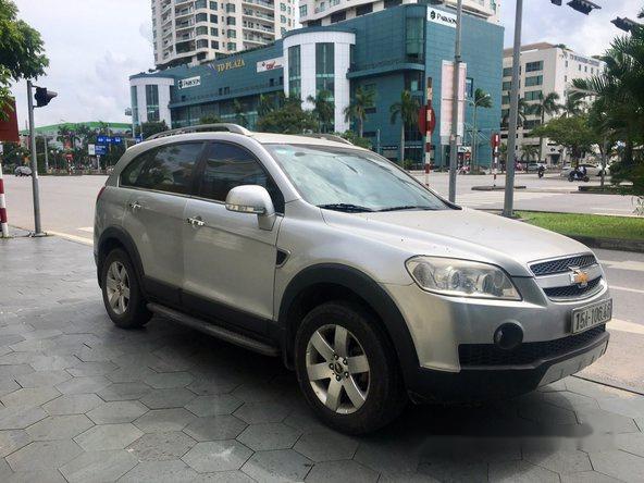 Bán xe Chevrolet Captiva đời 2008, màu bạc  