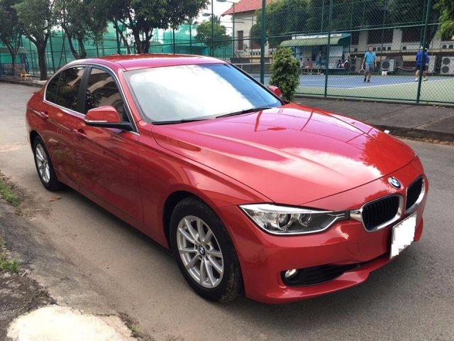 Bán xe BMW 3 Series sản xuất năm 2014, màu đỏ, nhập khẩu nguyên chiếc