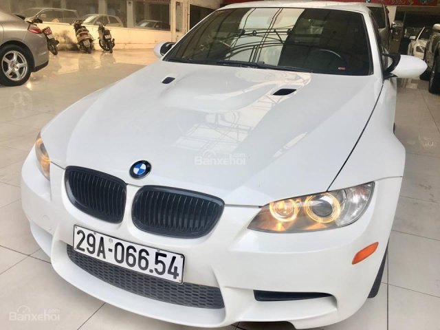 Bán BMW M3 3.0AT năm 2009, màu trắng, nhập khẩu