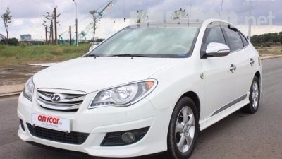 Bán Hyundai Avante 1.6 AT đời 2011, màu trắng, nhập khẩu, giá 380tr