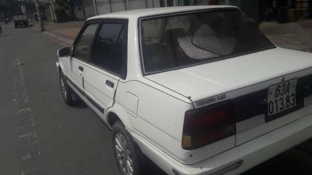 Bán xe Toyota Corolla năm 1984, màu trắng, giá chỉ 30 triệu