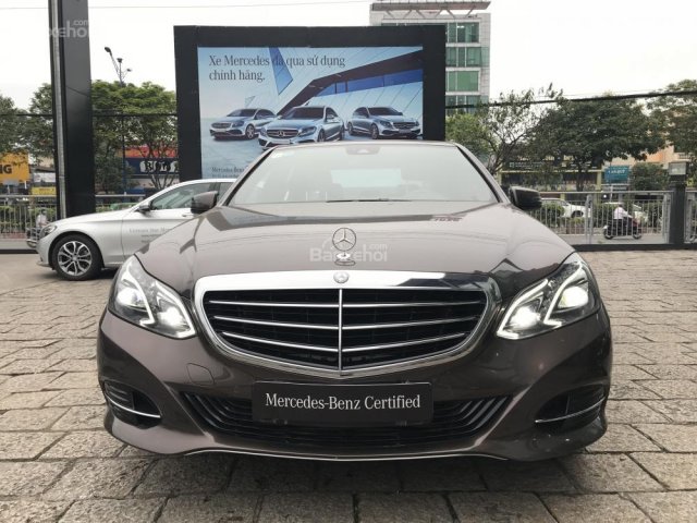 Trung tâm Mercedes-Benz bán xe Mercedes E200 2015, thanh toán 500 triệu nhận xe với gói vay cực ưu đãi