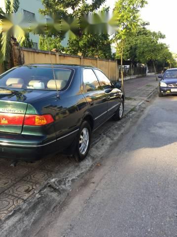 Bán Toyota Camry đời 1999, giá chỉ 21 triệu