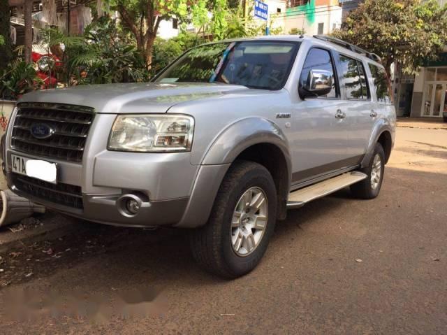 Bán Ford Everest đời 2008, màu bạc