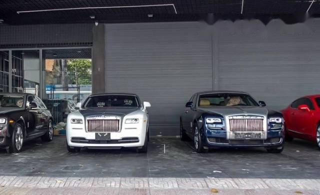 Bán lại xe Rolls-Royce Ghost đời 2015, xe nhập như mới