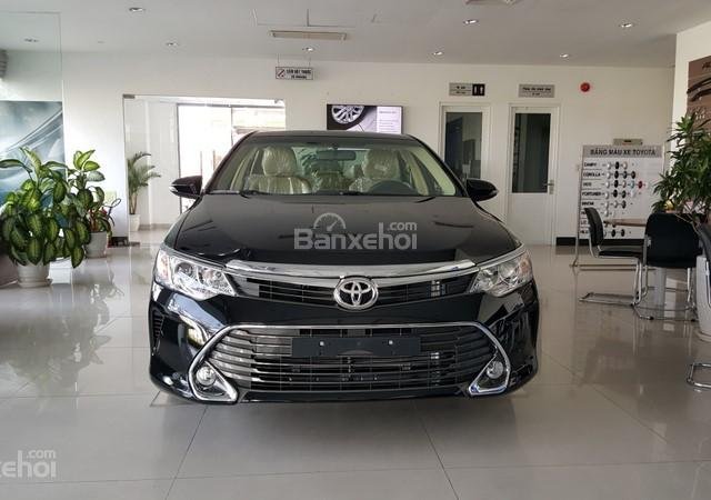 Bán Toyota Camry 2.0E giao ngay, khuyến mại hấp dẫn, hỗ trợ thủ tục trả góp đến 8 năm, mọi chi tiết liên hệ 0947 47 6333