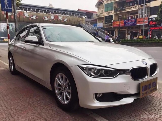 Bán xe BMW 3 Series 320i đời 2013, màu trắng, nhập khẩu  