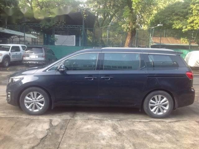 Cần bán gấp Kia Sedona 3.3L đời 2015 xe gia đình, giá chỉ 980 triệu