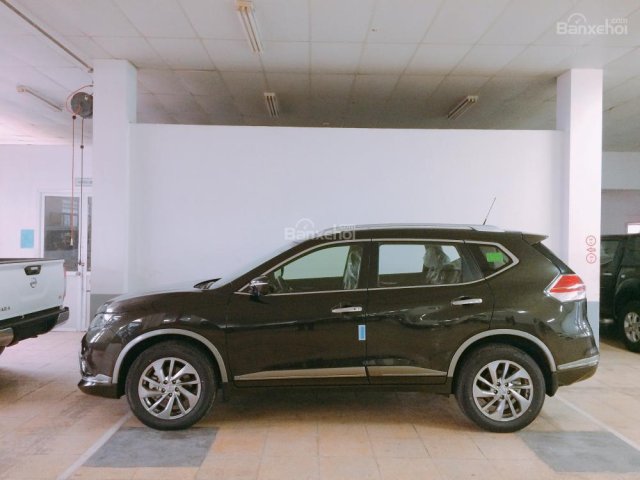 Bán Nissan X trail 2.5 SV Premium 2018, màu xanh, giá gốc, gọi ngay: 098.590.4400