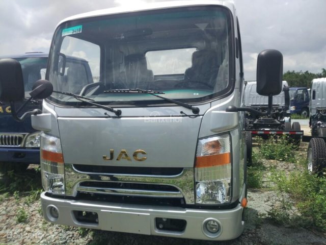 Bán xe tải JAC 1T9 cabin vuông, động cơ Isuzu giá rẻ