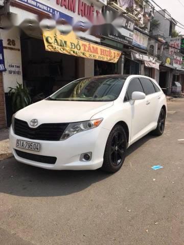 Bán xe Toyota Venza 3.5 đời 2009, màu trắng