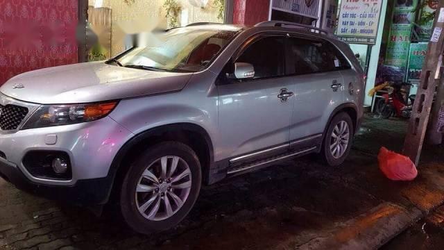 Bán Kia Sorento đời 2011, màu bạc còn mới