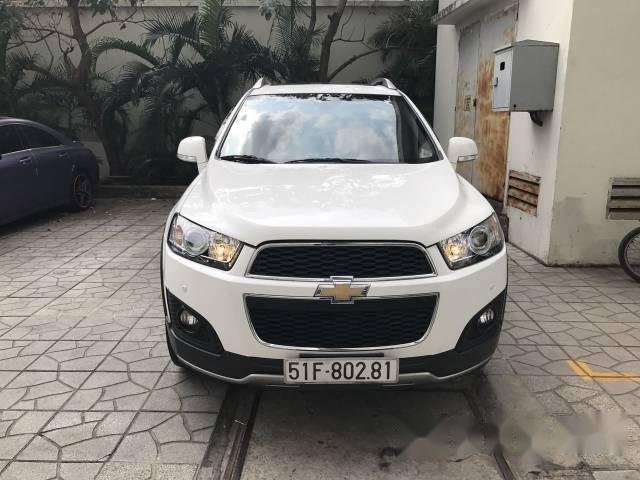 Bán Chevrolet Captiva AT đời 2016, màu trắng giá cạnh tranh