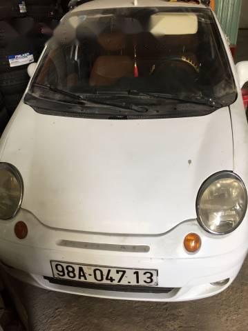 Cần bán gấp Daewoo Matiz đời 2004, màu trắng, 69tr