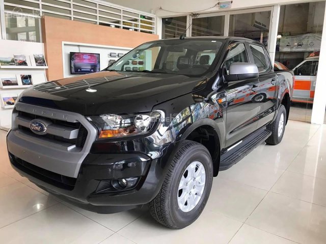 Bán xe Ford Ranger Wildtrak 3.2L, Wildtrak 2.2L, XLS, XLT đủ màu, giao ngay - nhận ngay quà tặng giá trị