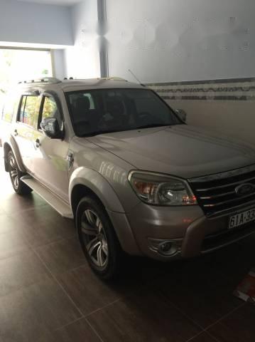 Bán ô tô Ford Everest Limited năm 2009, màu bạc 