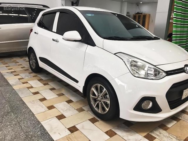 Bán ô tô Hyundai Grand i10 đời 2014, màu trắng, xe nhập số tự động, giá 340tr